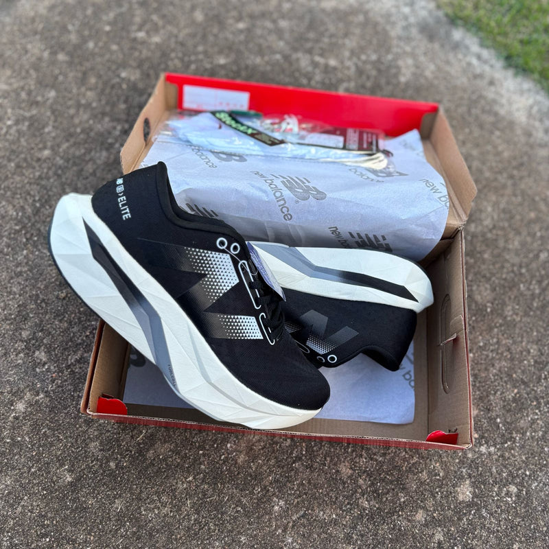 Tênis New Balance Fuelcell Supercomp Elite V4