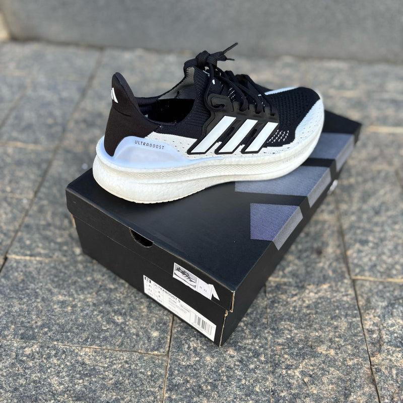Tênis Adidas Ultraboost 5