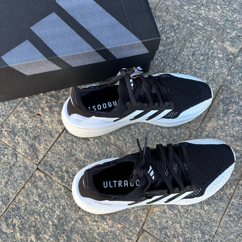 Tênis Adidas Ultraboost 5