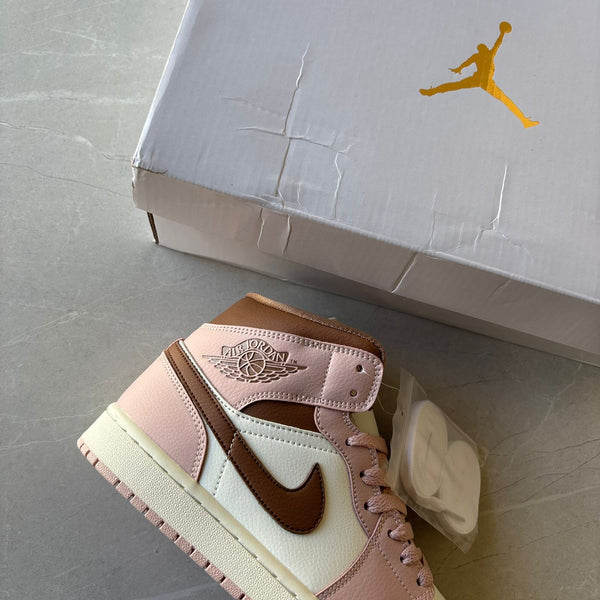 Bota Air Jordan 1