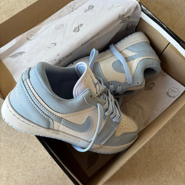 Tenis Jordan Low Feminino
