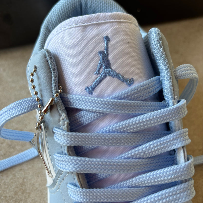 Tenis Jordan Low Feminino
