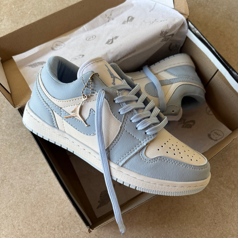 Tenis Jordan Low Feminino