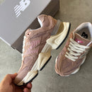 Tenis NB 9060 Em Camurça