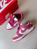 Tênis Dunk Low Feminino