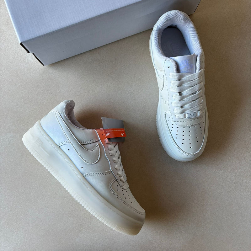 Air Force Branco Holografico