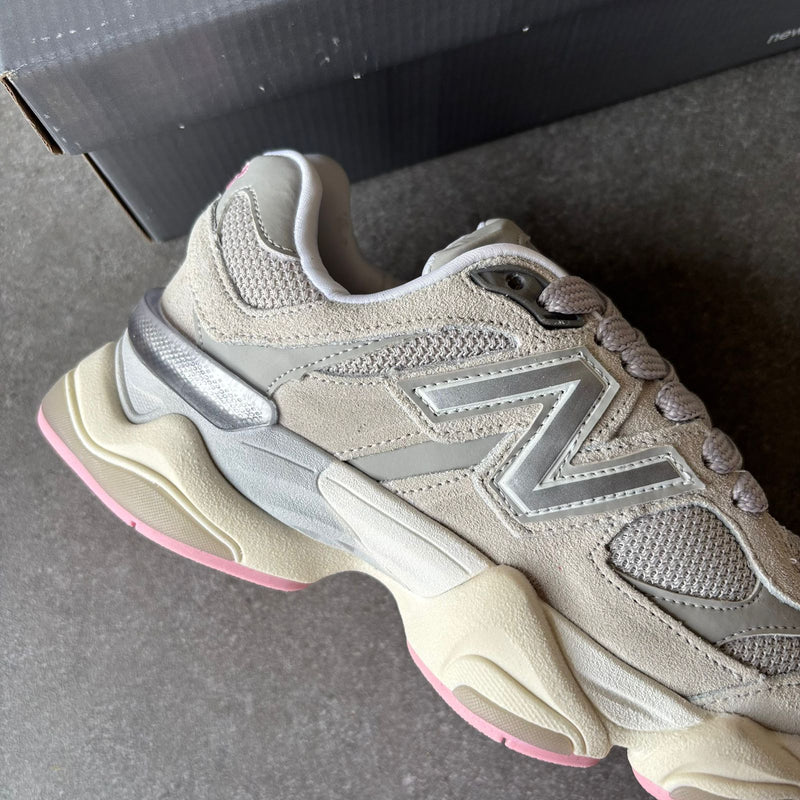 Tênis NB 9060 Feminino Em Couro