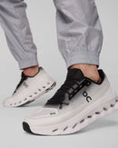 Tênis Unissex On Running Cloudtilt Black/Ivory