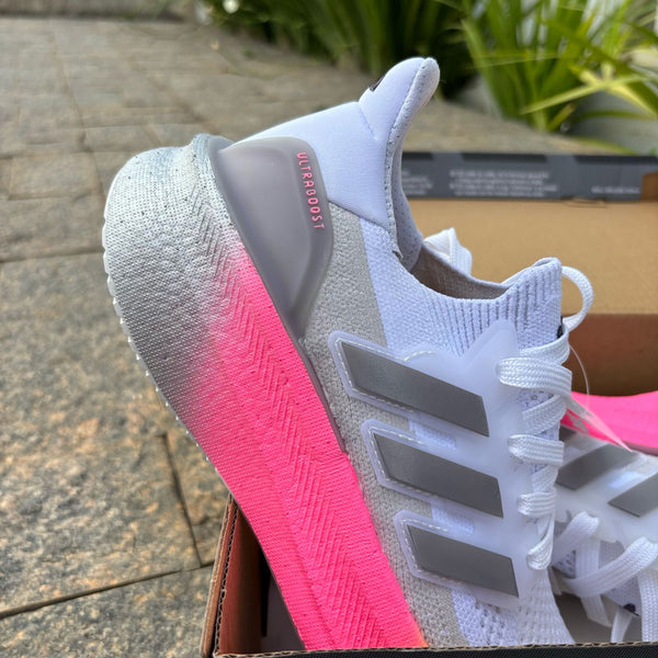 Tênis Adidas Ultraboost 5