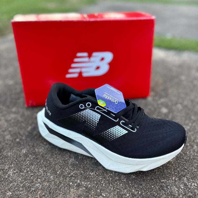 Tênis New Balance Fuelcell Supercomp Elite V4