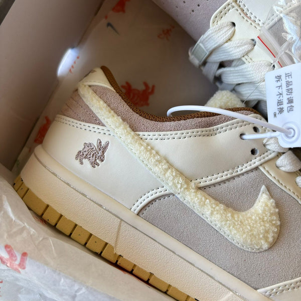 Tenis Dunk Low Retro PRM YEAR